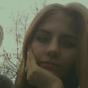 Meet your Posher, Rose